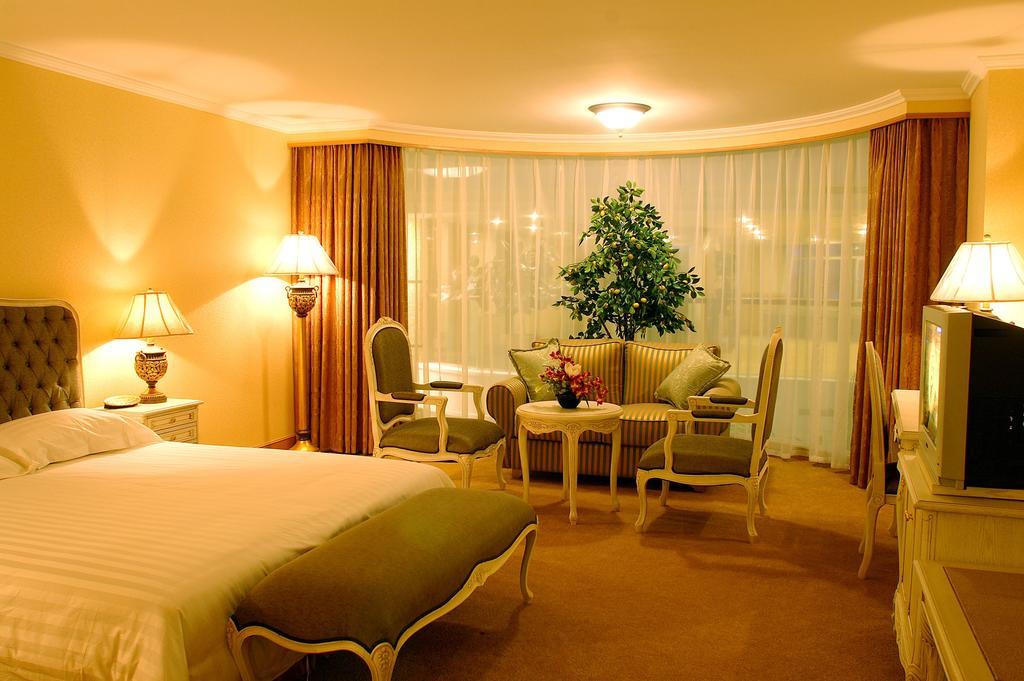 New Gloria Plaza Garden Hotel Χαρμπίν Δωμάτιο φωτογραφία